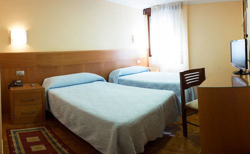 Hotel Mabu Ourense Bagian luar foto