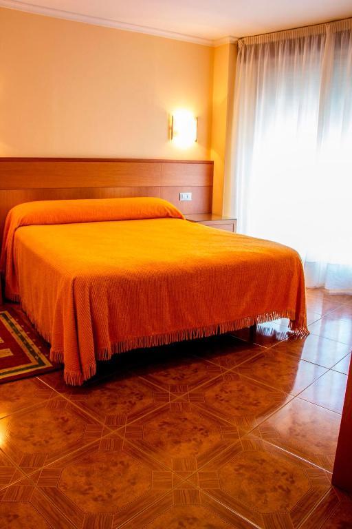 Hotel Mabu Ourense Ruang foto